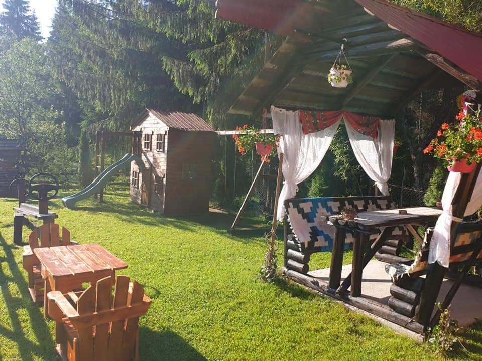 Pensiunea Gianina Arieşeni 外观 照片